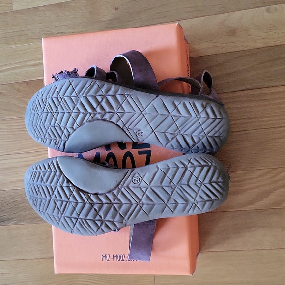 Miz Mooz Flora Gladiator Sandal - Plum - 39EU / 8.5-9 US - Picture 5 of 7